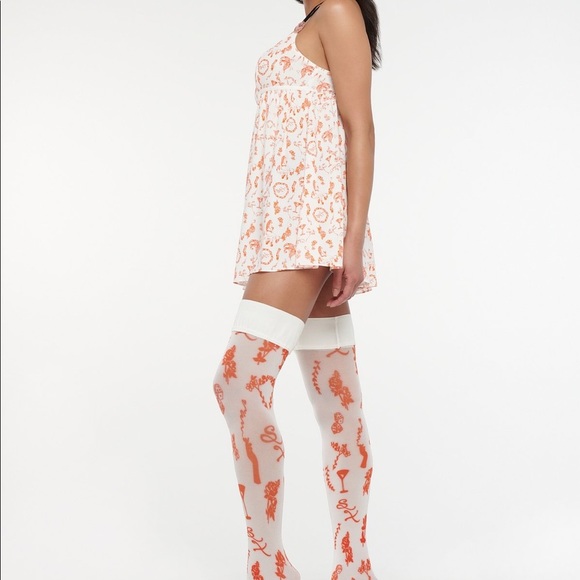 Savage X Fenty Roasted Red Fresh Ink Lined & Laced Stay-Up Stockings - Picture 6 of 12